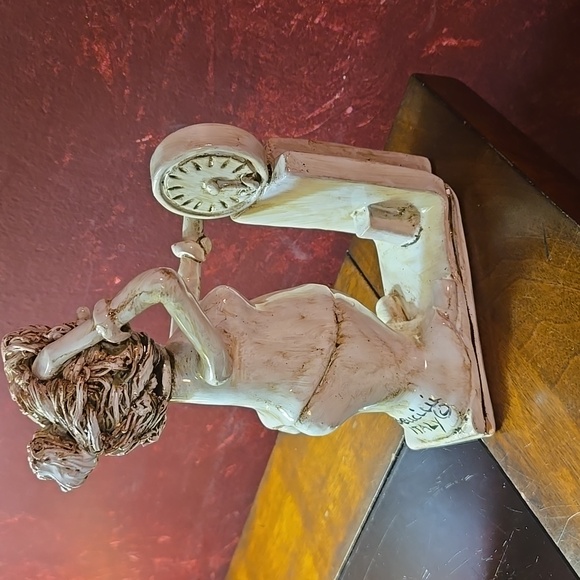 Pre-owned - Vtg - Signed w/o Tag - Dino Bencini "Lady On Scale" Figurine - Italy - Picture 7 of 10